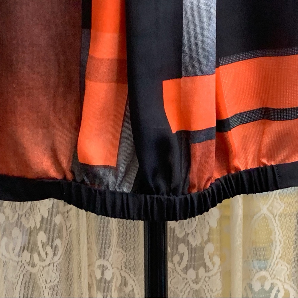 CHAUS GEOMETRIC PATTERN BLOUSE - SZ LARGE - Picture 3 of 5